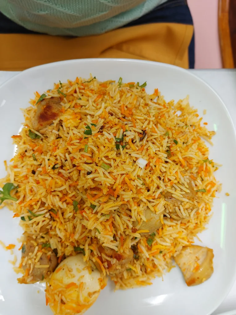 Hyderabadi Dum Chicken Biryani